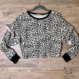 Alice + Olivia Black and Cream Leopard Print Cropped Sweatshirt